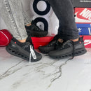 👟Corre más lejos. Siente menos dolor. Domina cada paso con On Cloud Surfer 2. 👟